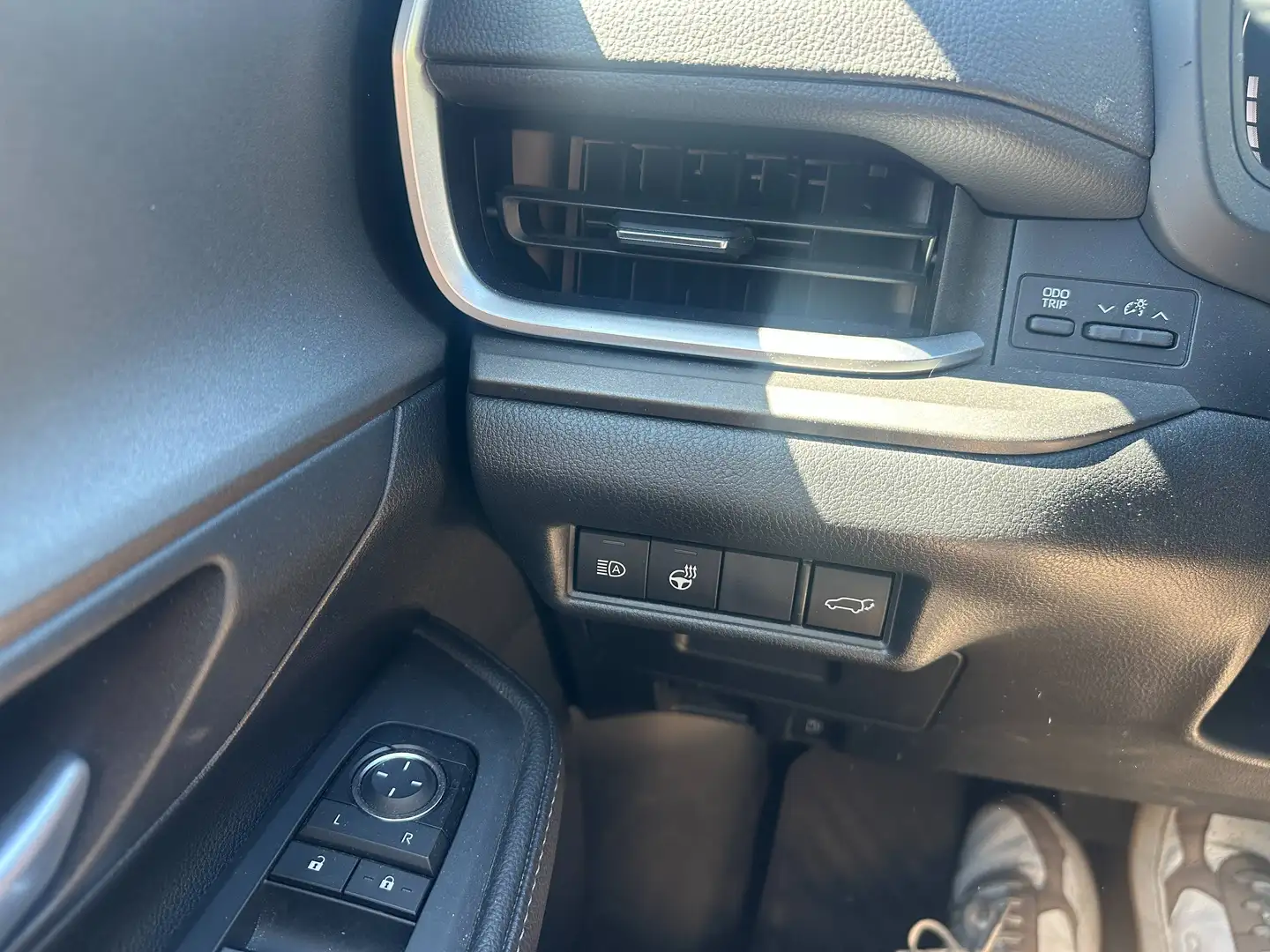 
								2024 Toyota Grand Highlander Hybrid XLE full									