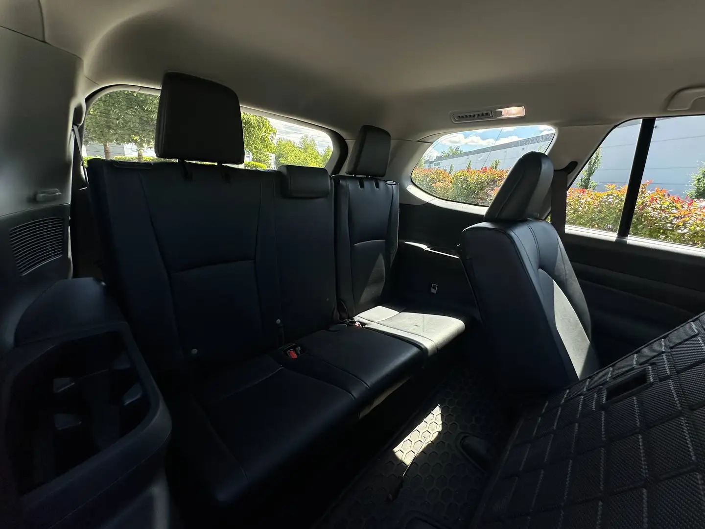 
								2024 Toyota Grand Highlander Hybrid XLE full									