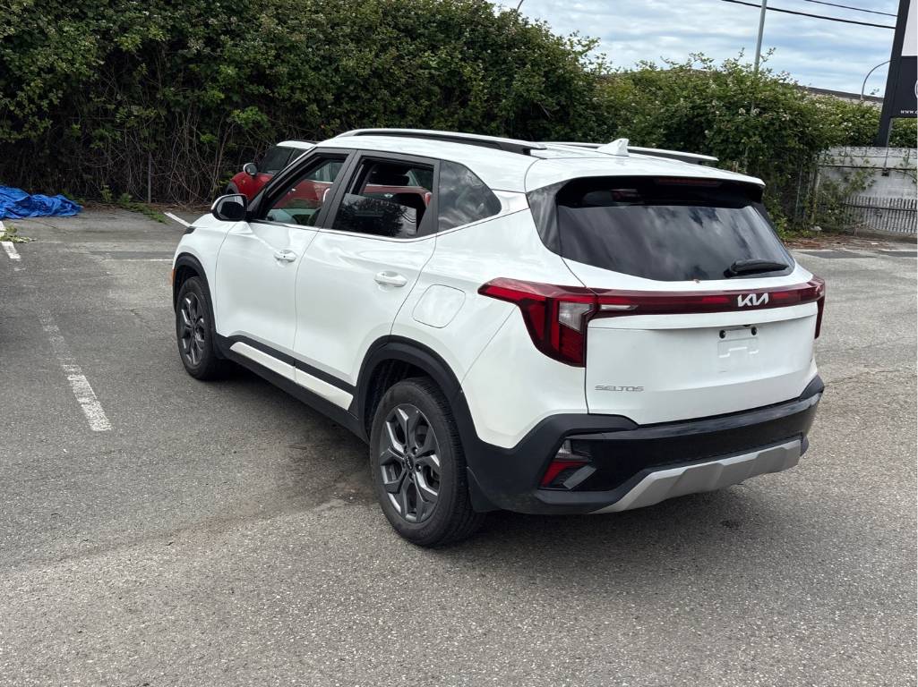 
								2025 Kia Seltos EX AWD full									